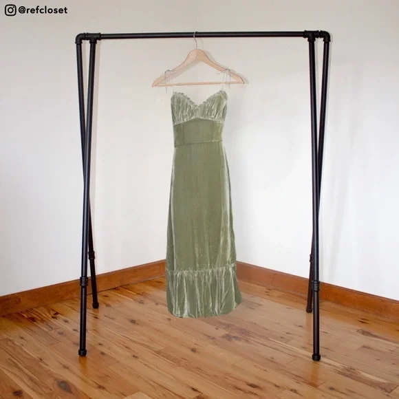 Reformation Oda Velvet Dress (Artichoke) - Picture 2 of 3